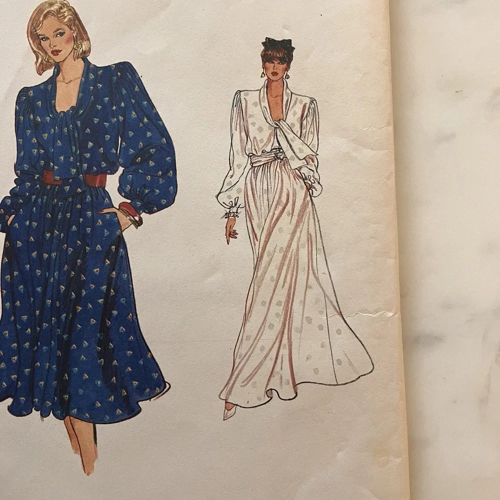 Vintage Very Easy Vogue 8856 Women's Tie Neck Dress Pattern Sz 14, 16 & 18 Uncut